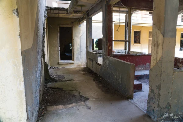 エンジェル島の放棄された軍事基地構造 — ストック写真
