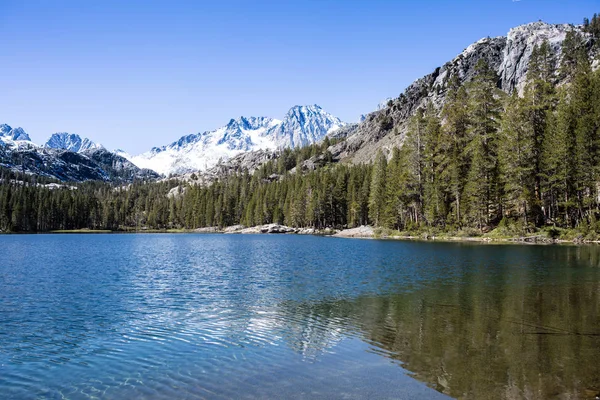 Montagnes Forêt Autour Lac Ombre Dans Nature Sauvage Ansel Adams — Photo