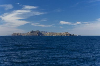 Güney Kaliforniya kıyılarında Kanal Adaları manzarası