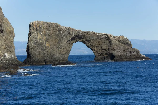Güney Kaliforniya kıyılarında Kanal Adaları manzarası