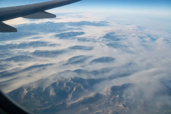 Vista Aérea Las Montañas Sierra Nevada Llenas Humo Fuego California —  Fotos de Stock