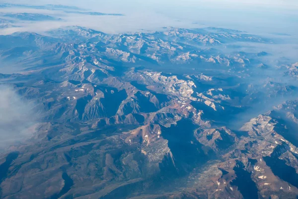 Vista Aérea Las Montañas Sierra Nevada Llenas Humo Fuego California —  Fotos de Stock