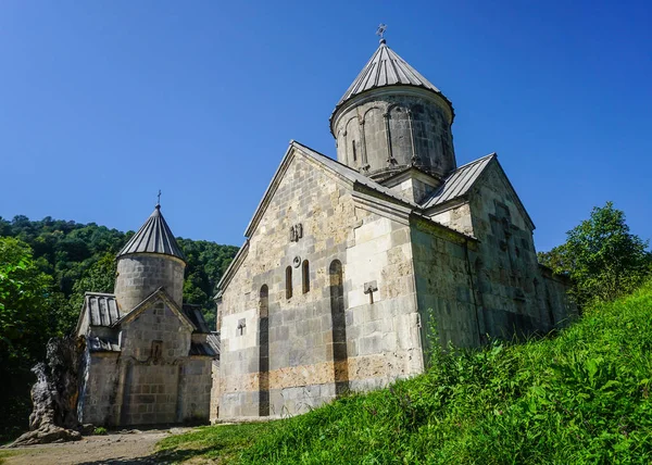 Églises Monolithiques Haghartsin Avec Dômes Été Avec Ciel Bleu — Photo
