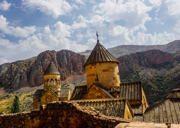 Noravank 수도원 십자가와 — 스톡 사진