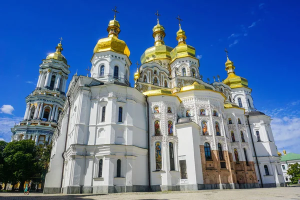 Kiev Great Lavra Uspenskiy Sobor Cathedral Vista Trasera Pintoresca Con — Foto de Stock