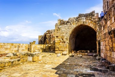 Duvarlar manzaralı Sidon Haçlılar deniz kale Harabeleri