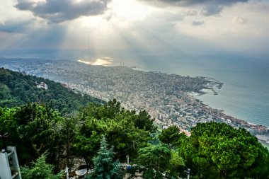 Lübnan Marian Shrine hac sitesi Jounieh peyzaj gün batımında Harissa Our Lady