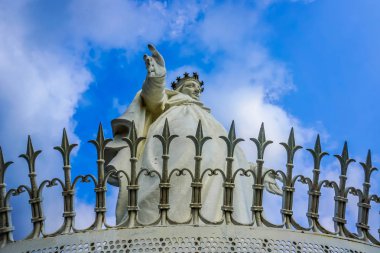 Lübnan Marian tapınak hac sitesi anıt Harissa Our Lady görünümü kapatın
