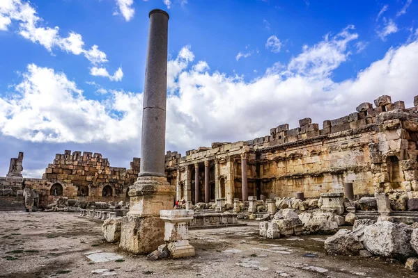 Baalbek Tarihi Dönüm Noktası Bacchus Tapınağı Roma Tanrısı Şarap Ayağı — Stok fotoğraf