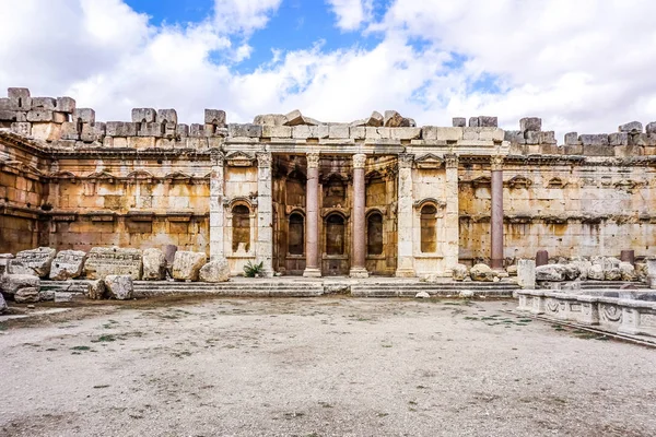 Baalbek Történelmi Mérföldkő Templom Bacchus Római Istene Bor Oszlopok Falak — Stock Fotó