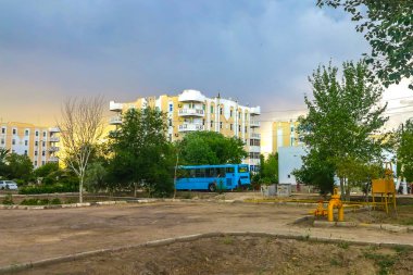 Dashoguz Türkmenistan ortak daire konut otobüs ile tuğla