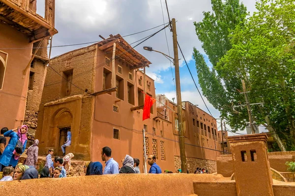 Unieke Architectuur Van Abyaneh Heritage Village Met Toeristen — Stockfoto