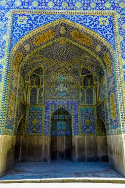 Isfahan Mescidi-e Jadid-e Abbasi şah büyük Royal cami medrese Iwan Muqarna Ahoopay petek sarkıt atlama