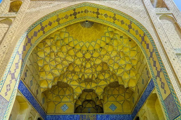 Isfahan Masjed Jameh Mesquita Azulejos Amarelos Ornamento Muqarna Ahoopay Honeycomb — Fotografia de Stock