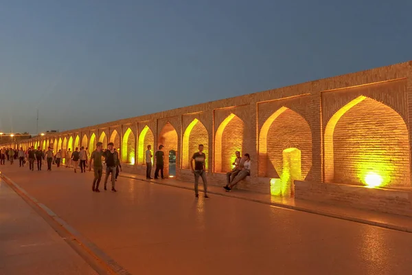 Isfahan Allahverdi Khan Seh Pol Arches Puente Corredor Iluminado Puesta — Foto de Stock