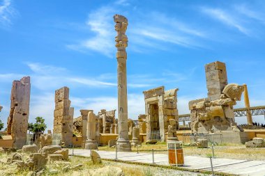Persepolis ören kalıntıları ile'deki yüksek uzun boylu ayağı