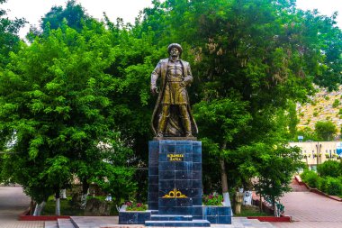 Oş Alymbek Datka Aykeli Anıtı Süleyman Dağı çok kamu Parkı