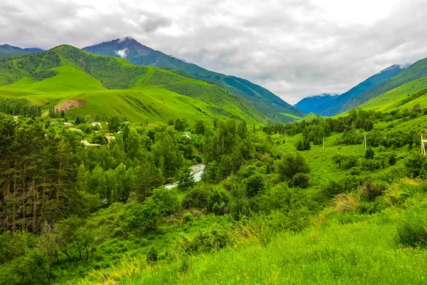 Ala Archa Alpejskie Krajobrazy Parku Narodowego Pobliżu Bishkek Tian Shan — Zdjęcie stockowe