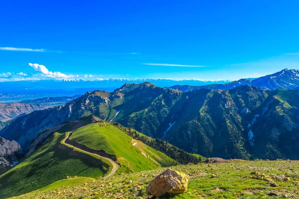 Song Kul Lago Nevado Moldo También Montañas Pico Punto Vista — Foto de Stock