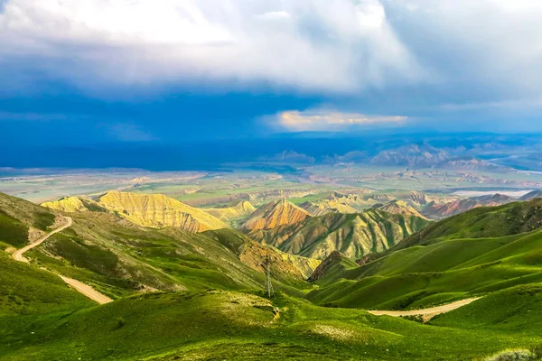 Fergana Mountain Range Pittoreske Landschap Uitkijkpunt Met Bewolkte Hemel Middag — Stockfoto