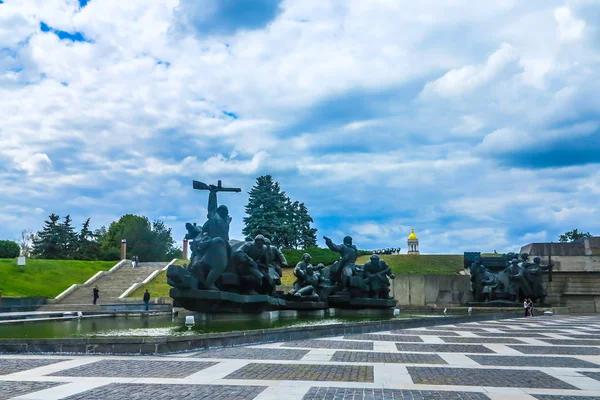 Kiev Parc Navodnitsky Deuxième Guerre Mondiale Grande Patrie Monument Style — Photo