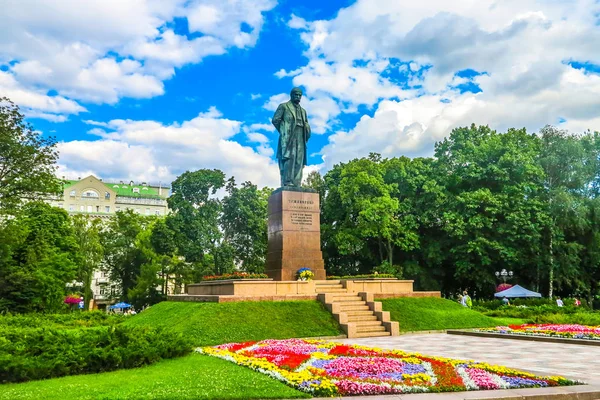 Київ Великому Кобзарю Статуя Стороні Фронтальним Видом Парк — стокове фото