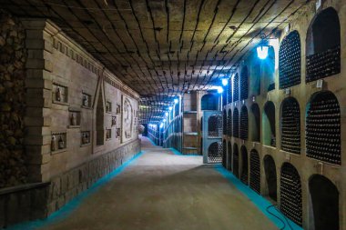Milestii MICI şaraphane şaraplar endüstriyel kompleks Underground galerileri tüneller ve iç