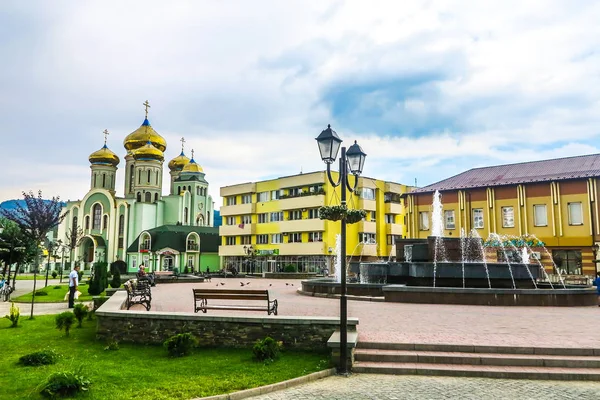 Khust Maidan Nezalezhnosti Unabhängigkeitsplatz Mit Der Kyrill Methodius Kathedrale Hintergrund — Stockfoto