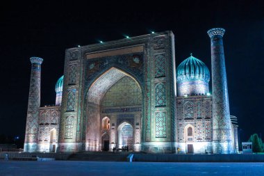 Semerkant Registon Meydanı 33