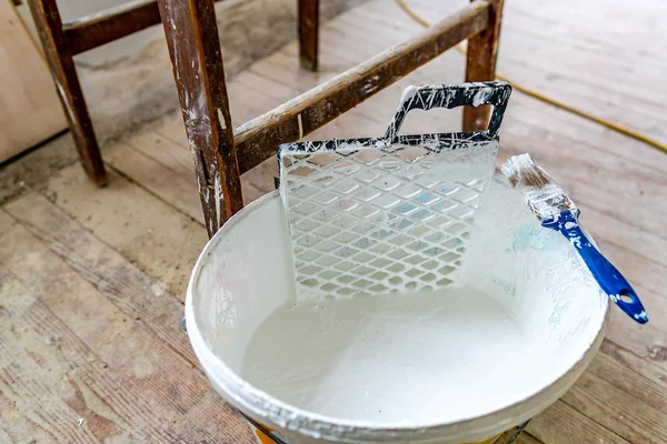 White Color Bucket 01