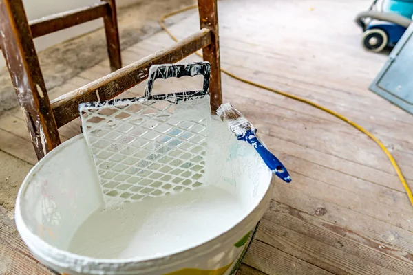 White Color Bucket 02