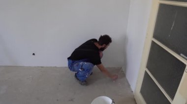 Duvar BoyaSı İşçisi 09