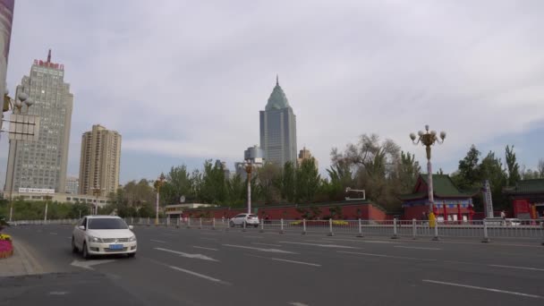 Kina Urumqi väg 13 — Stockvideo