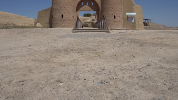 Turkestan Otrartobe Gate 74 — Stockvideo