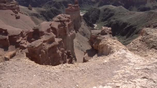 Charyn Canyon Fluss 116 — Stockvideo