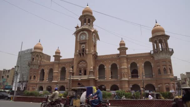 Multan Ghanta Ghar klokkentoren 81 — Stockvideo