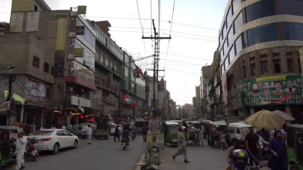 Lahore Shah Alami Road fallal körülvett város 104 — Stock videók