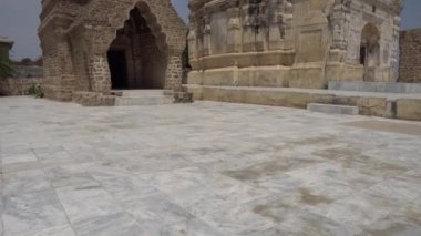Chakwal Qila Katas Raj Tapınaklar 127