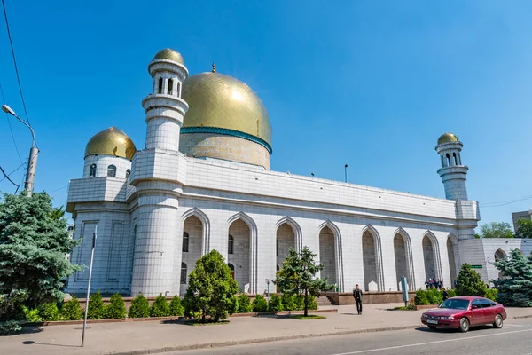 Центральная мечеть Алматы 76 — стоковое фото