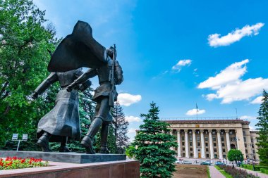 Astana Meydanı, 138 numaradaki Almaty Park.