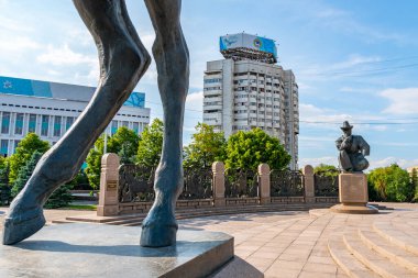 Bağımsızlık Anıtı 166