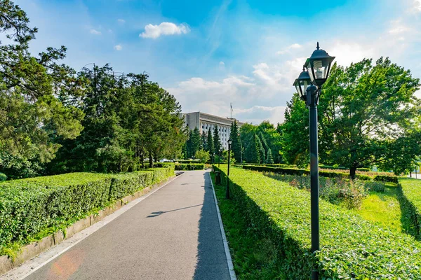 Almaty City Belediye Başkanı 170.