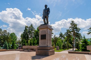 Taldykorgan Nazarbayev Heykeli 38
