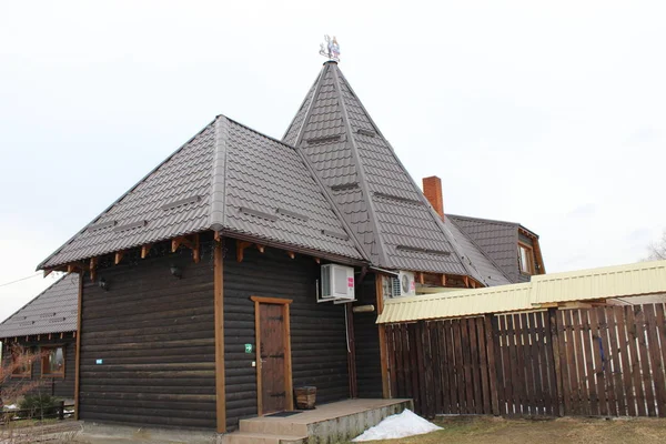 Schönes Holzhaus Dorf — Stockfoto