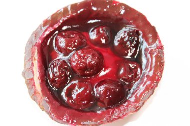 Lezzetli vişneli lor kek