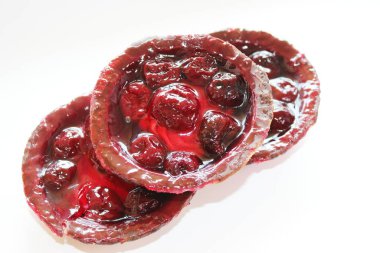 Lezzetli vişneli lor kek