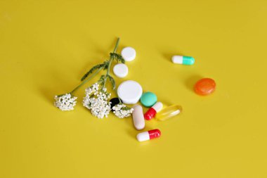 Farmasötik haplar ve vitaminler