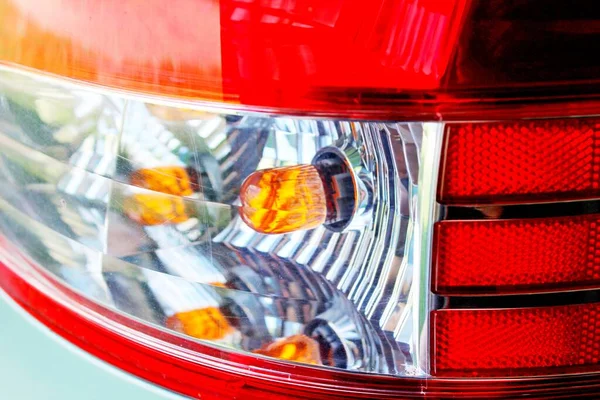 Червоний Забуваючий Автомобіль Ліхтар Жовтий Лампочка Срібний Відбивач — стокове фото