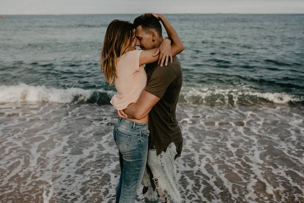 Glückliches Verliebtes Paar Strand — Stockfoto