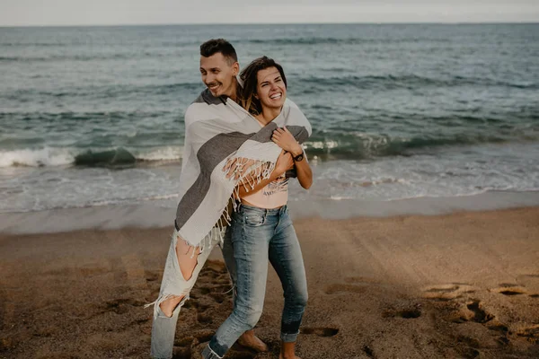 Glückliches Verliebtes Paar Strand — Stockfoto